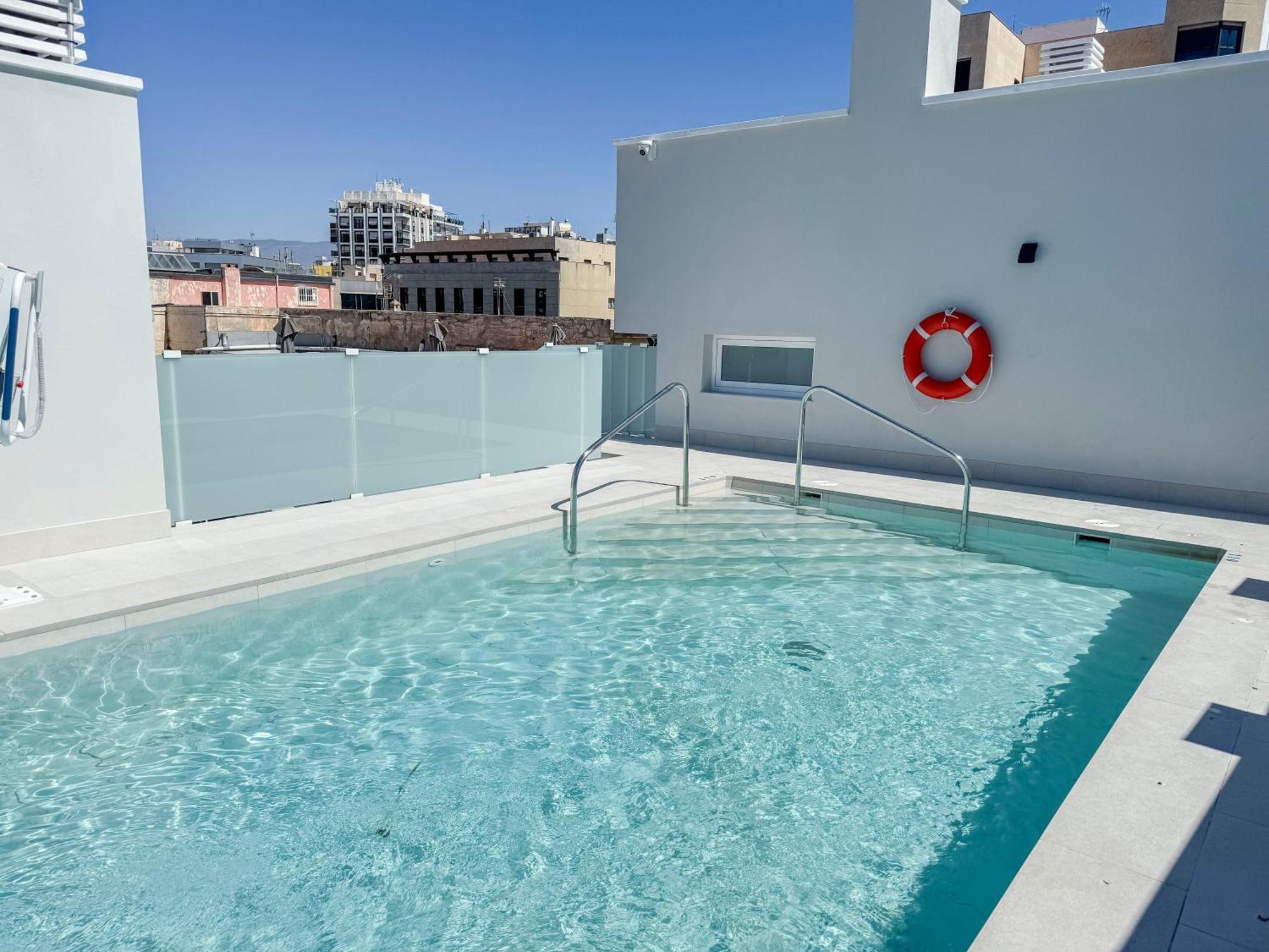 Torreluz Suites Almería Buitenkant foto